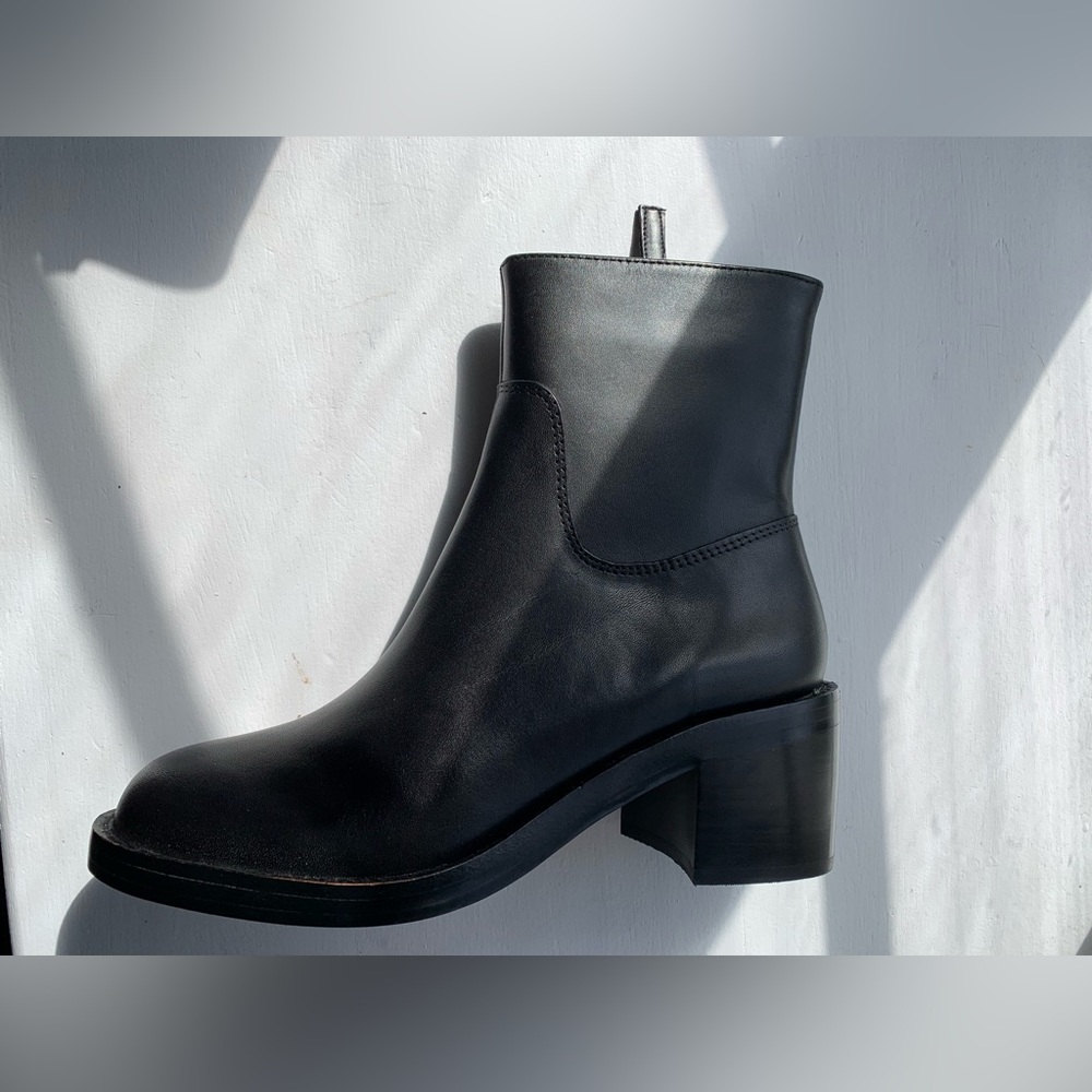 New in the box Jcrew boots